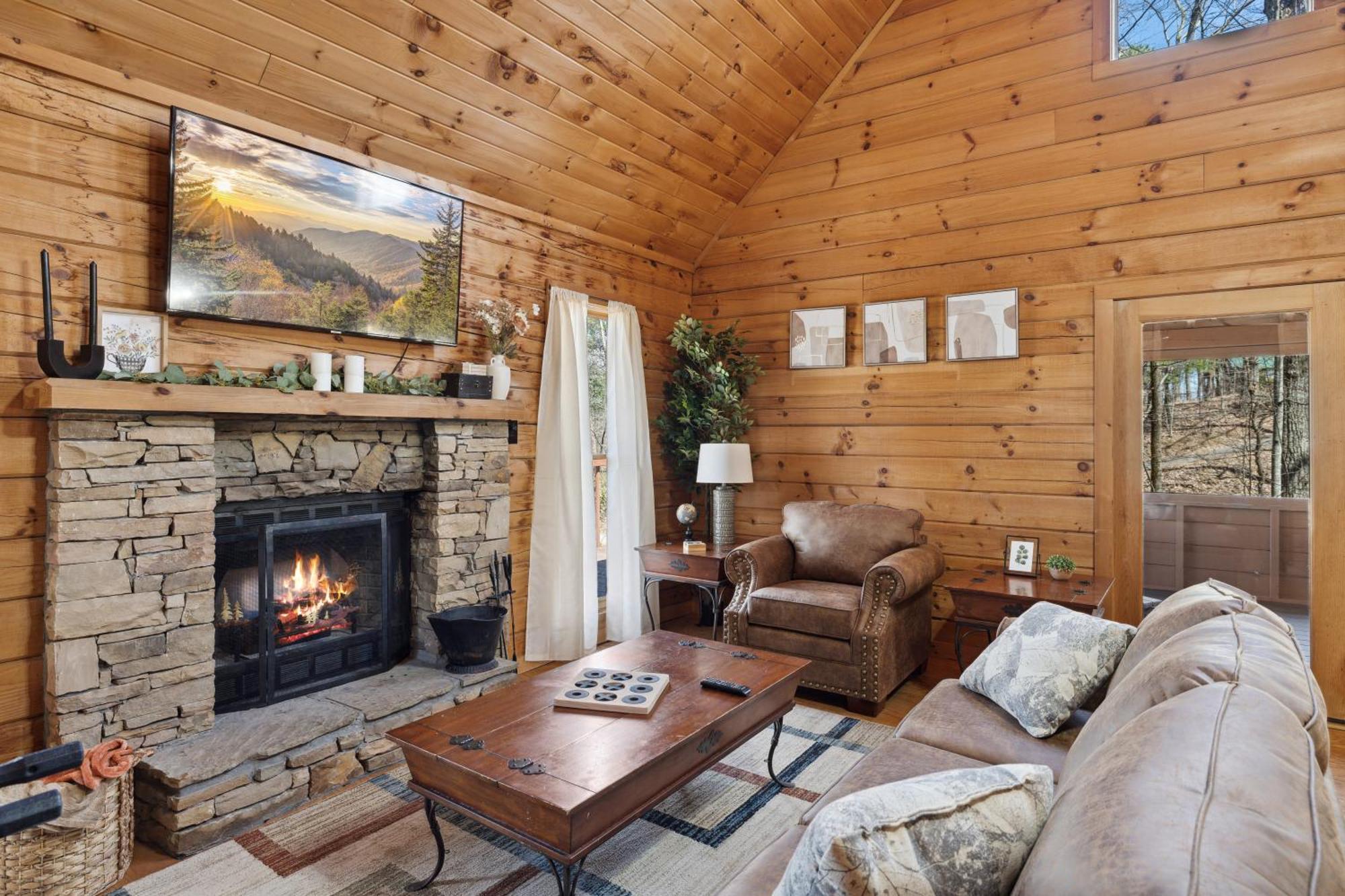 סביירוויל Cozy Family Friendly Cabin With Hot Tub, Near Gatlinburg, Pigeon Forge, Dollywood מראה חיצוני תמונה
